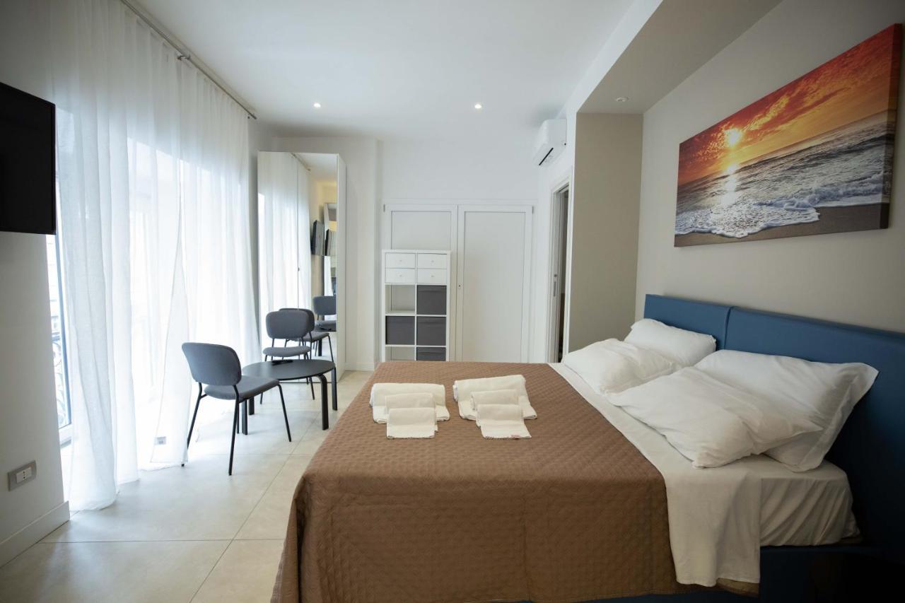 Napolidays Downtown Naples By Dimorra Apartment Ngoại thất bức ảnh
